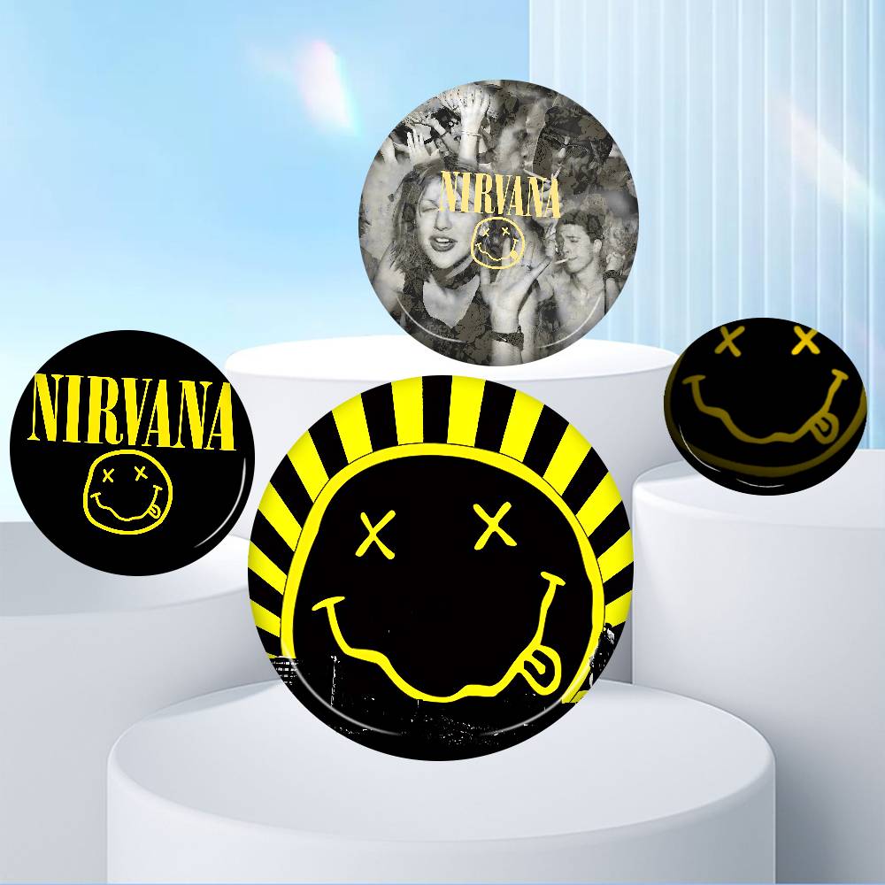 N-Nirvana Nowe Broszki Miękkie – Gaming Console Buttons recenzja i cena