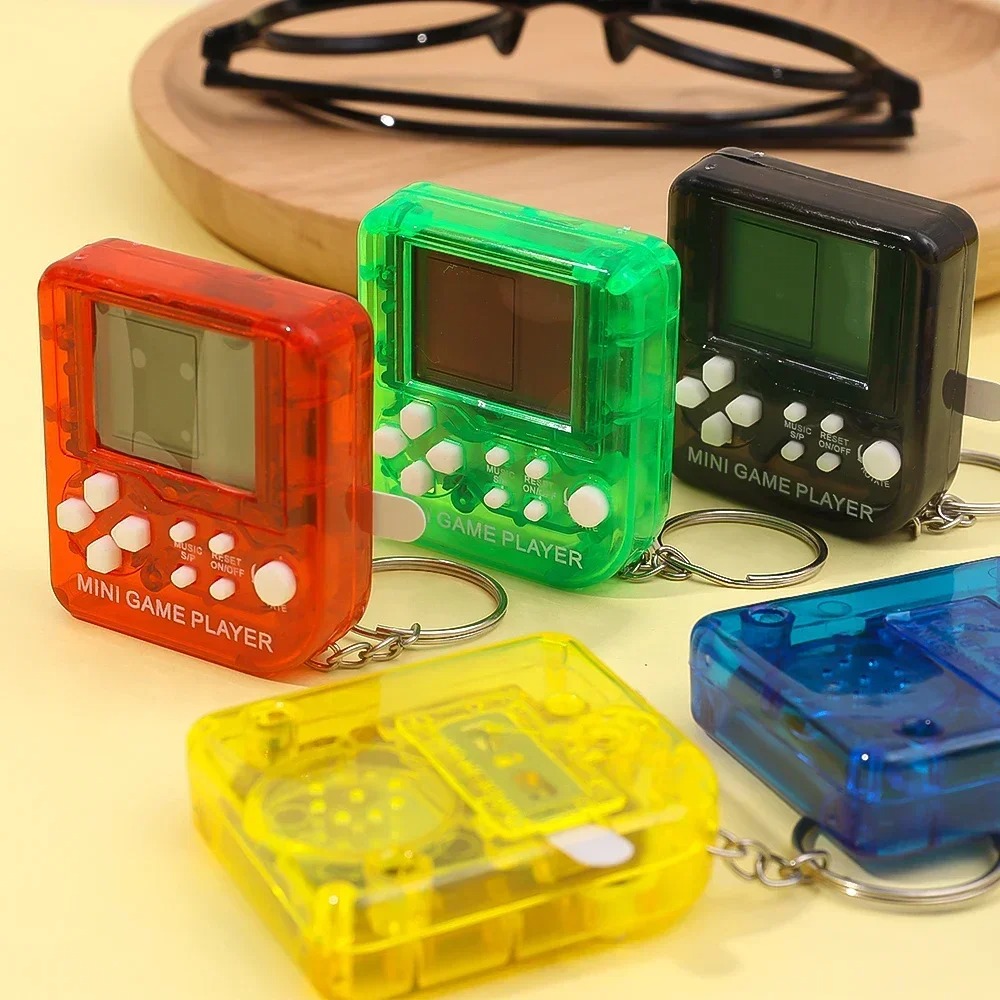 Przenośne Mini Konsolki Przeno – Gaming Console Keychain recenzja i cena