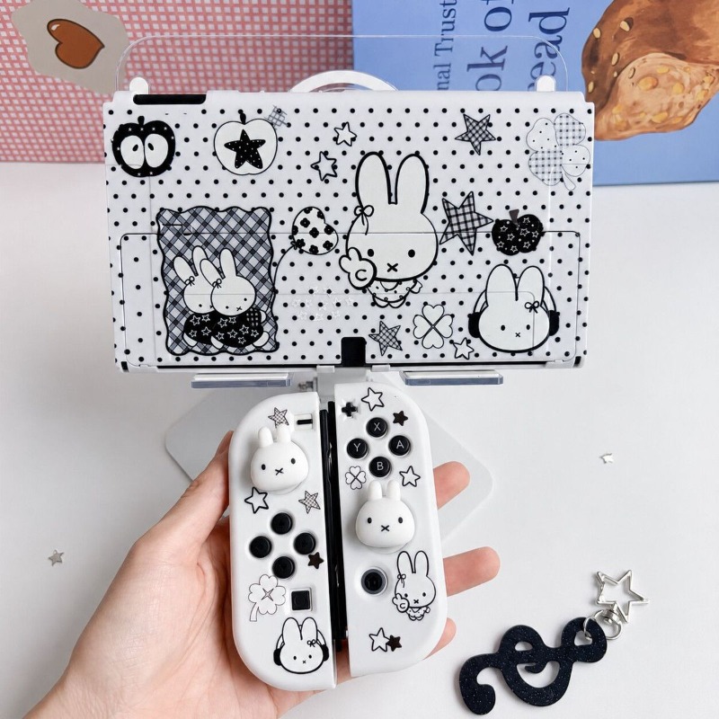 Urocze etui ochronne z motywem – Gaming Console In recenzja i cena